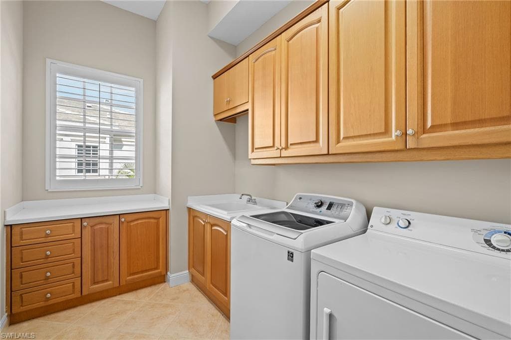 9271 Museo Cir 204, Naples, FL 34114-21