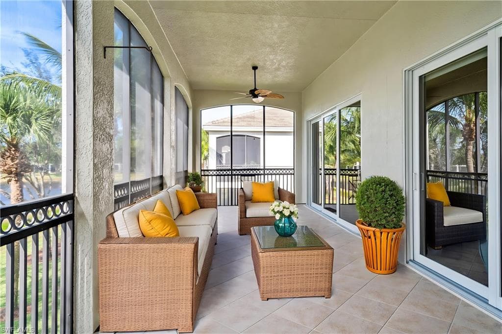 9271 Museo Cir 204, Naples, FL 34114-23