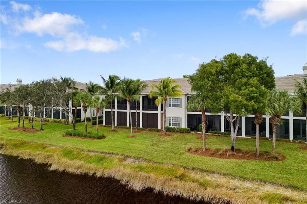 9271 Museo Cir 204, Naples, FL 34114-28