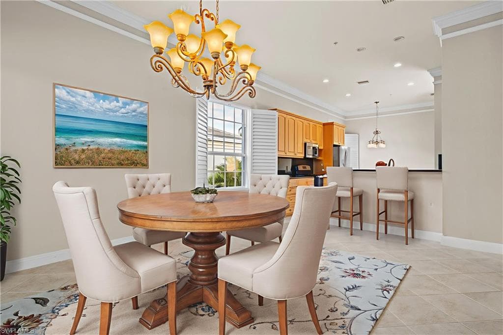 9271 Museo Cir 204, Naples, FL 34114-2