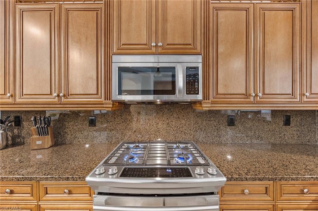 2809 Tiburon Blvd E 2, Naples, FL 34109-13