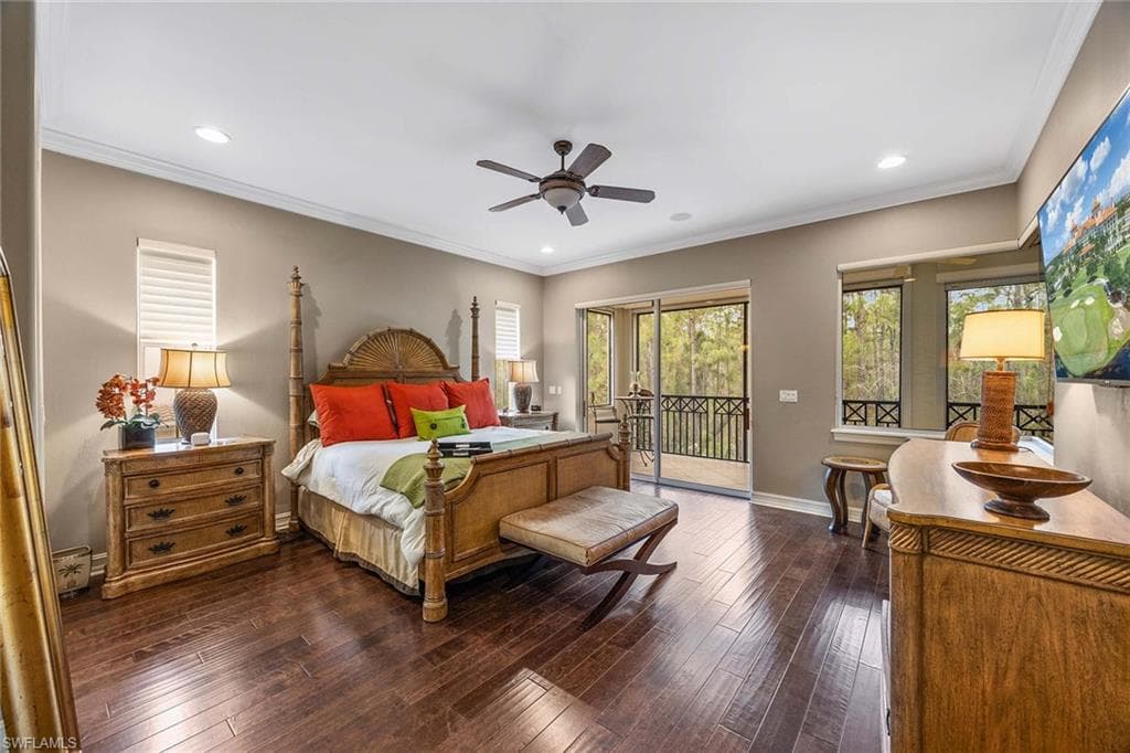 2809 Tiburon Blvd E 2, Naples, FL 34109-24