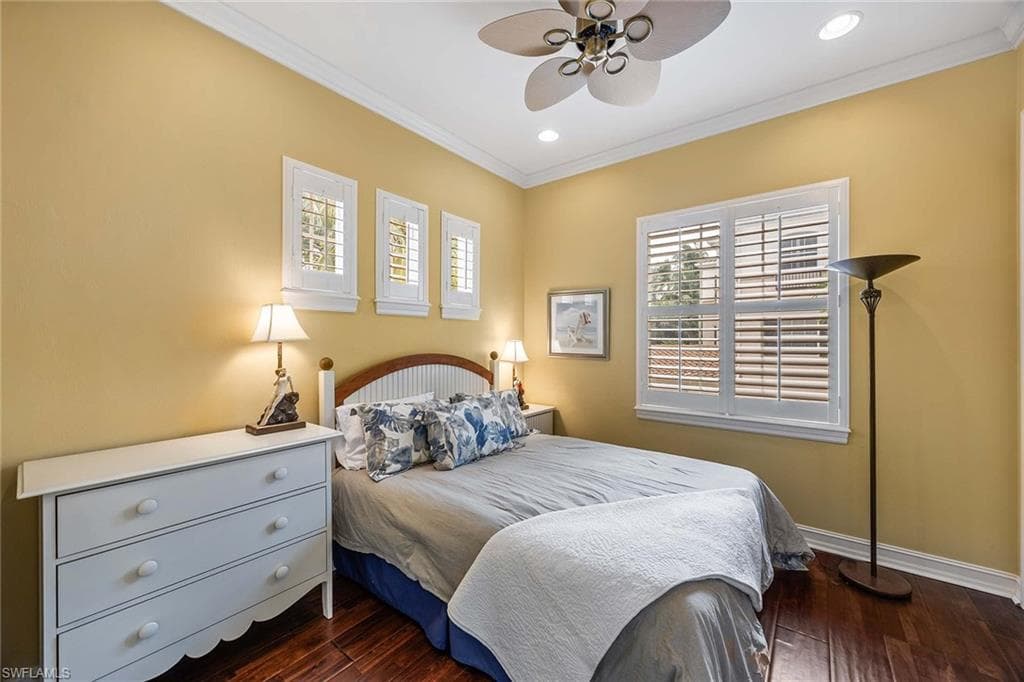 2809 Tiburon Blvd E 2, Naples, FL 34109-27