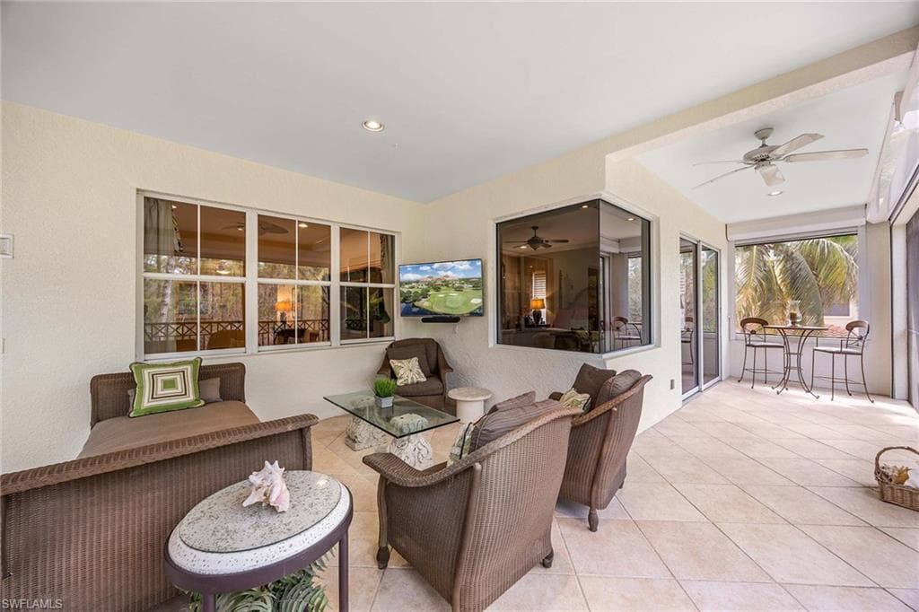 2809 Tiburon Blvd E 2, Naples, FL 34109-32