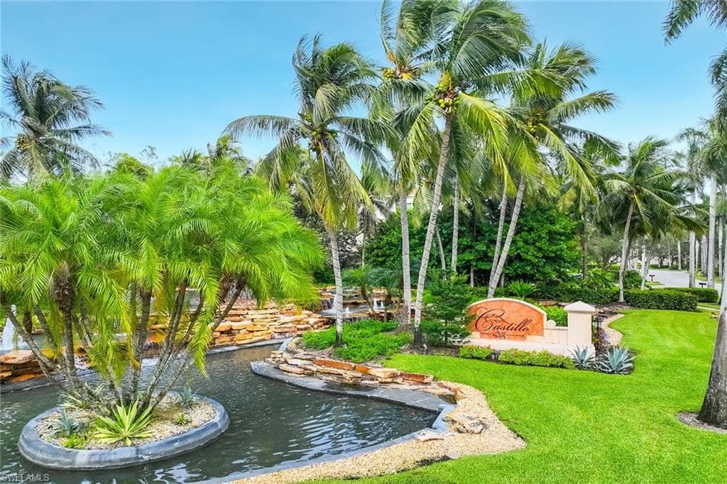 2809 Tiburon Blvd E 2, Naples, FL 34109-36