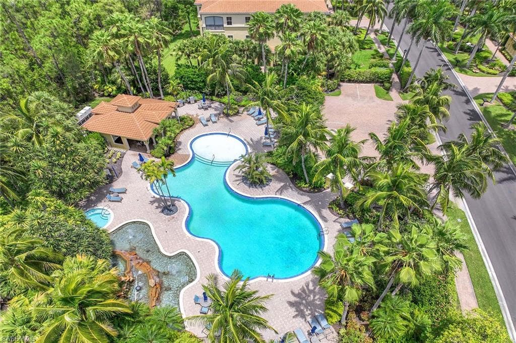 2809 Tiburon Blvd E 2, Naples, FL 34109-38