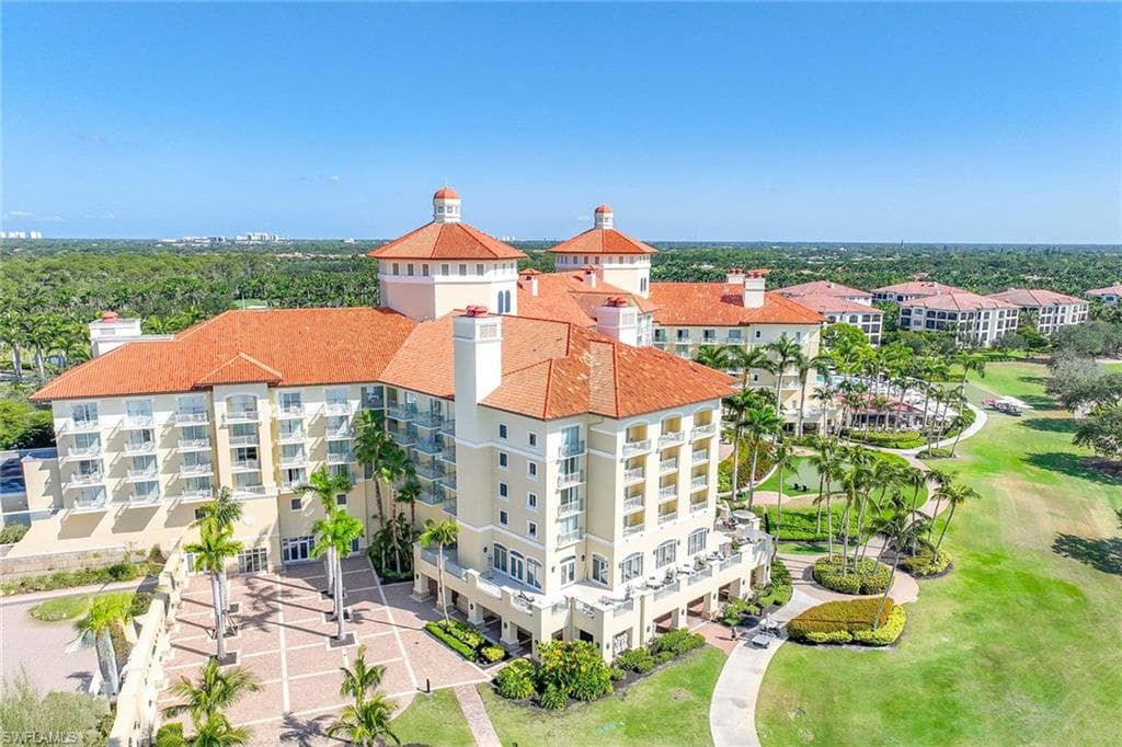 2809 Tiburon Blvd E 2, Naples, FL 34109-46