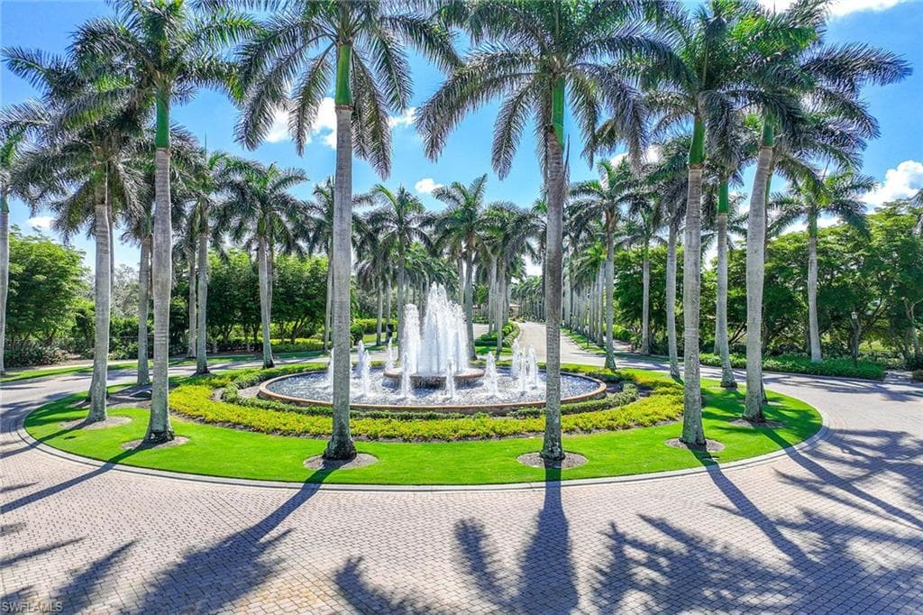 2809 Tiburon Blvd E 2, Naples, FL 34109-50
