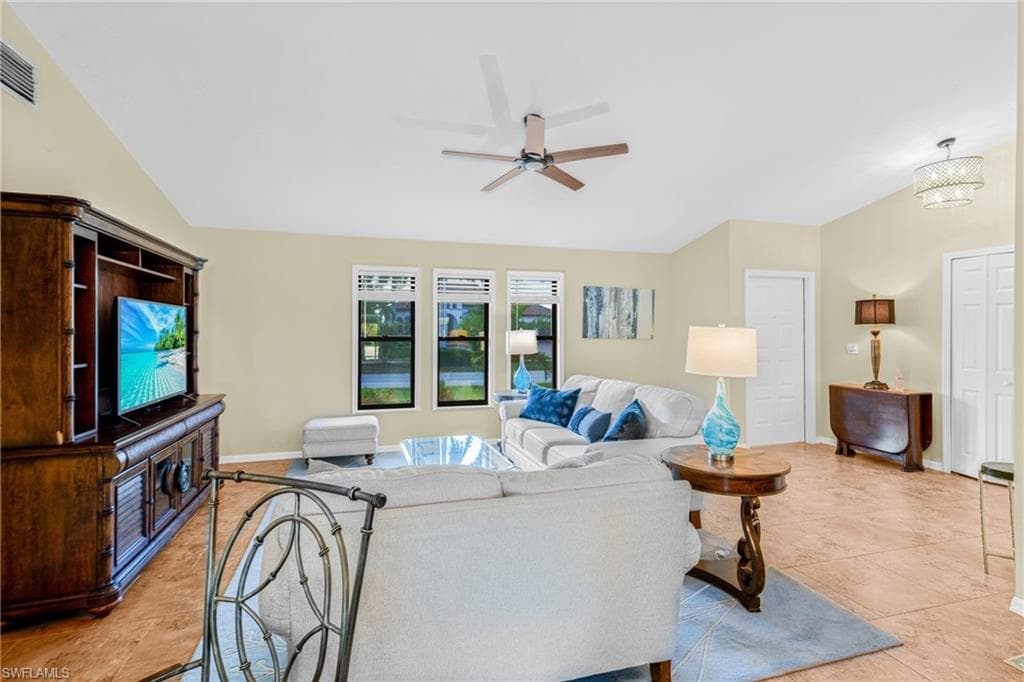 3601 Surfside Blvd, Cape Coral, FL 33914-15