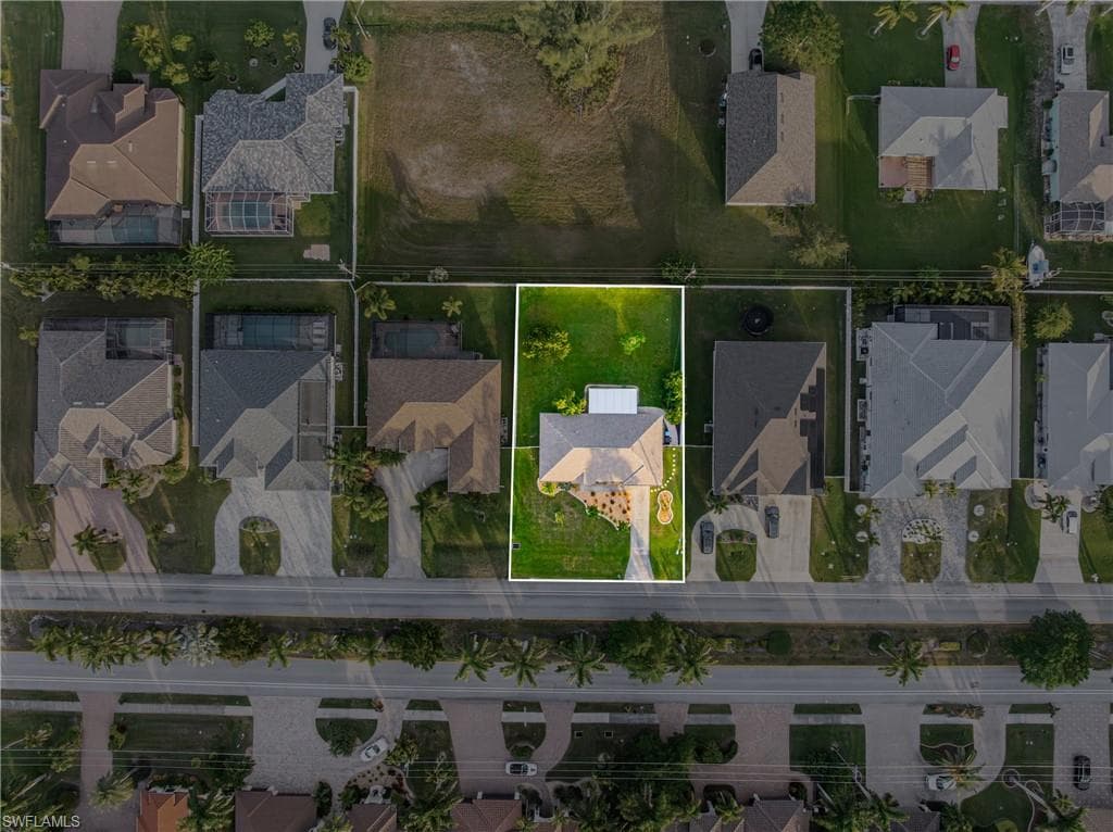 3601 Surfside Blvd, Cape Coral, FL 33914-37