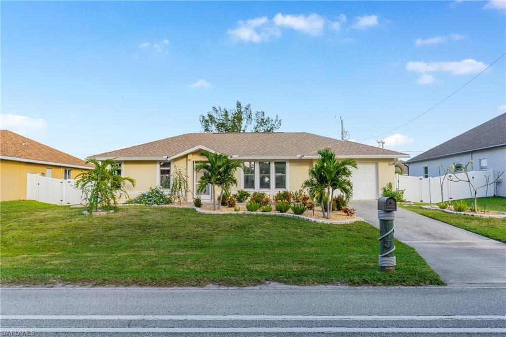 3601 Surfside Blvd, Cape Coral, FL 33914-44