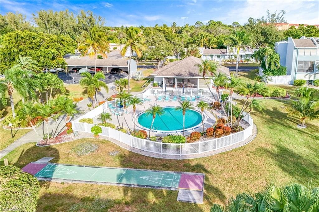 5959 Winkler Rd 114, Fort Myers, FL 33919-3