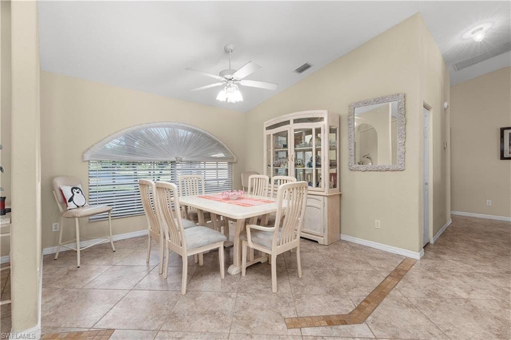 60 25th Ave NW, Naples, FL 34120-10