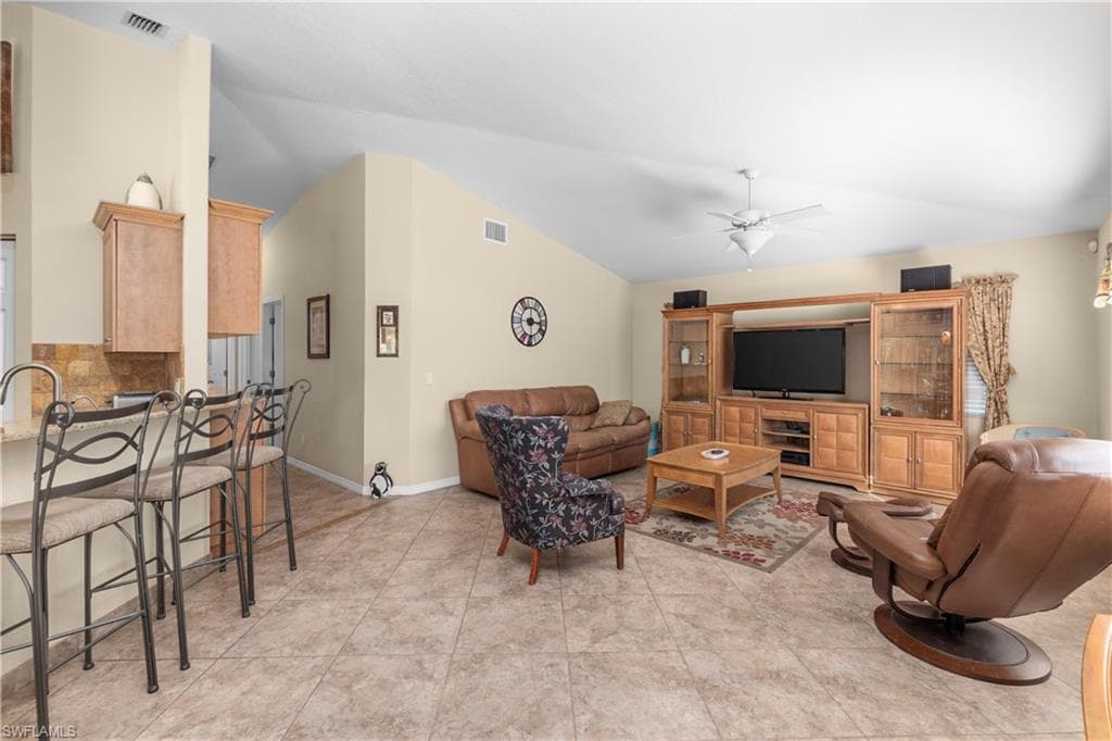 60 25th Ave NW, Naples, FL 34120-21