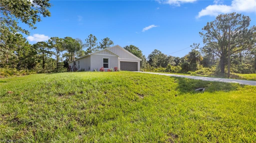 206 Preston St, Lehigh Acres, FL 33974-4