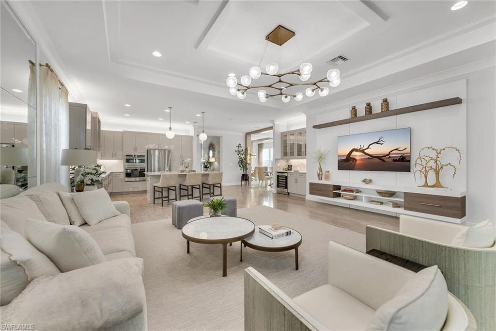 11241 Daphne Ct, Naples, FL 34120-9