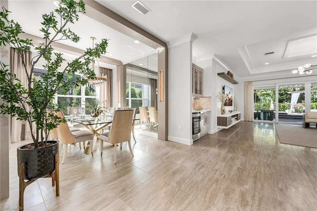 11241 Daphne Ct, Naples, FL 34120-15