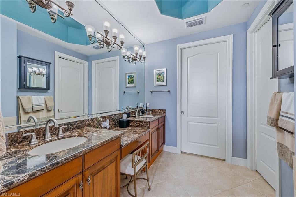 558 Avellino Isles Cir 102, Naples, FL 34119-16