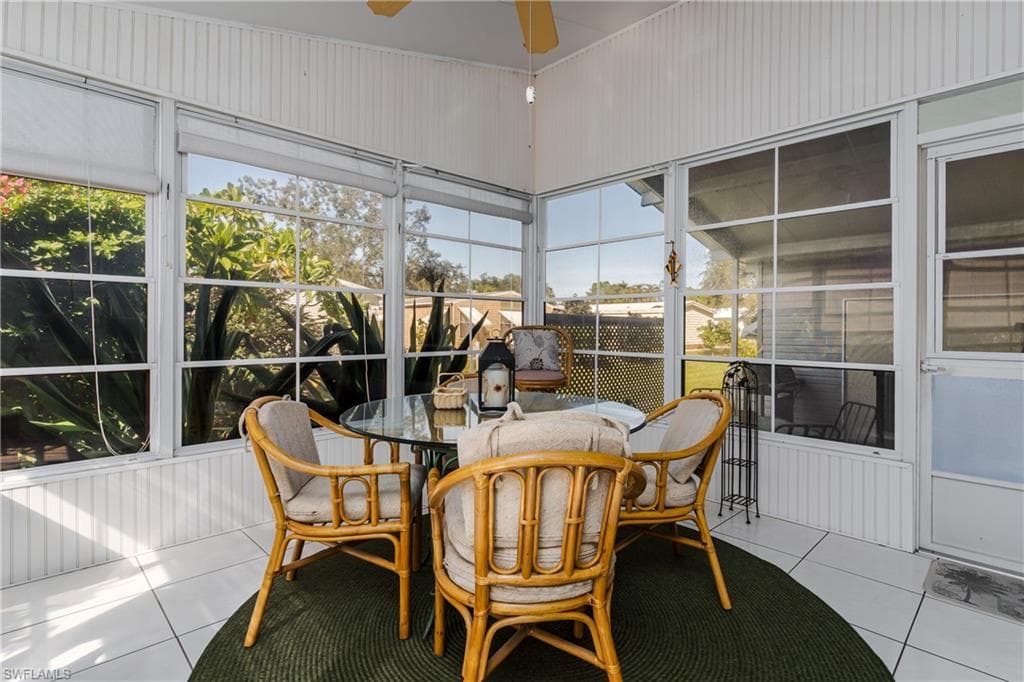 255 Riverwood Rd, Naples, FL 34114-16