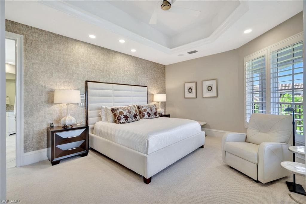 195 Beach Dr, Marco Island, FL 34145-14