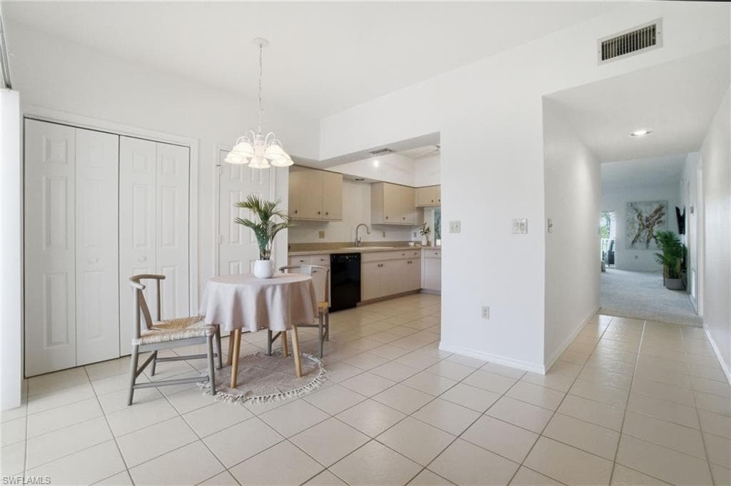 6025 Chardonnay Ln 202, Naples, FL 34119-14