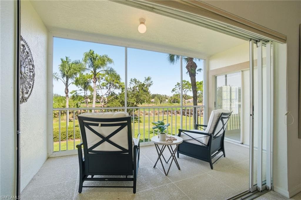 6025 Chardonnay Ln 202, Naples, FL 34119-32