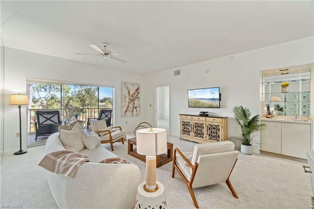 6025 Chardonnay Ln 202, Naples, FL 34119-3