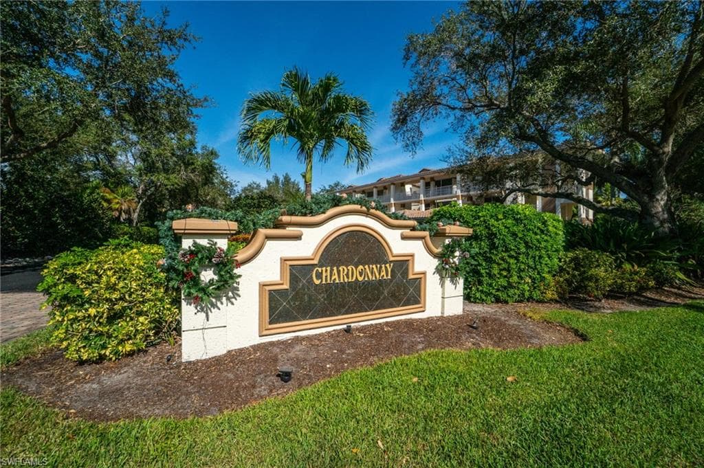 6025 Chardonnay Ln 202, Naples, FL 34119-49