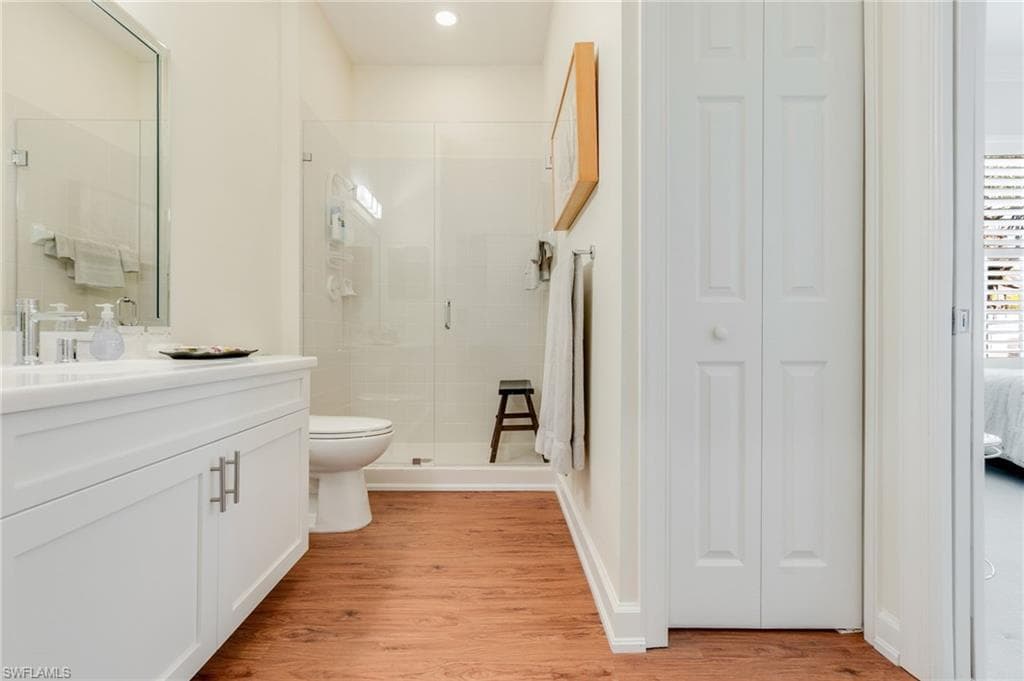 19000 Sapphire Shores Ln 202, Estero, FL 33928-15