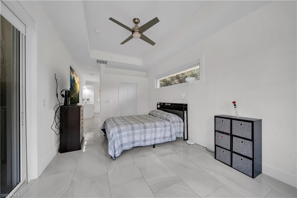 860 Desoto Blvd N, Naples, FL 34120-34