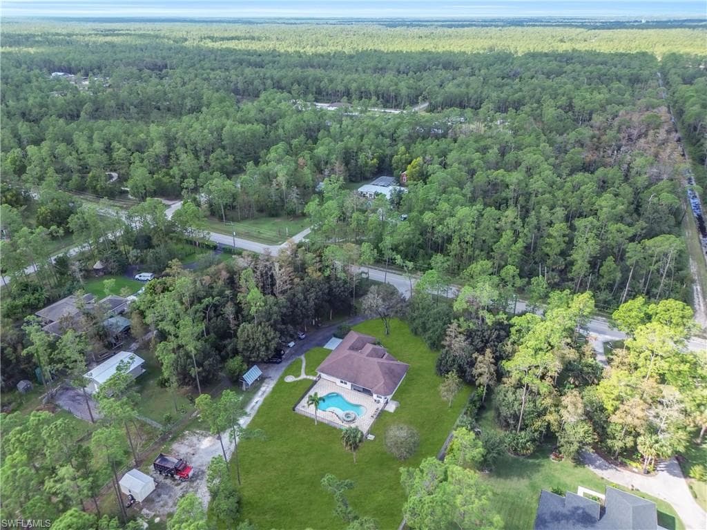 860 Desoto Blvd N, Naples, FL 34120-39