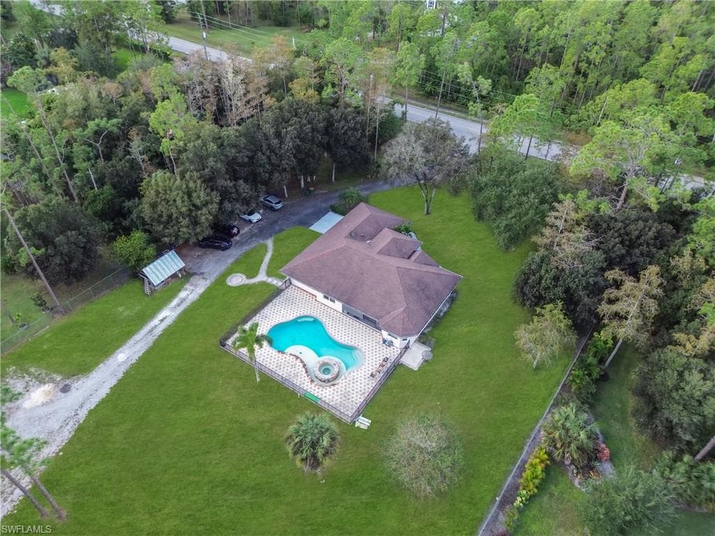 860 Desoto Blvd N, Naples, FL 34120-41