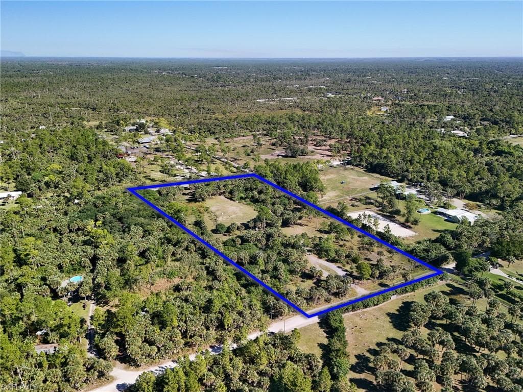 2191 28th Ave SE, Naples, FL 34117-4