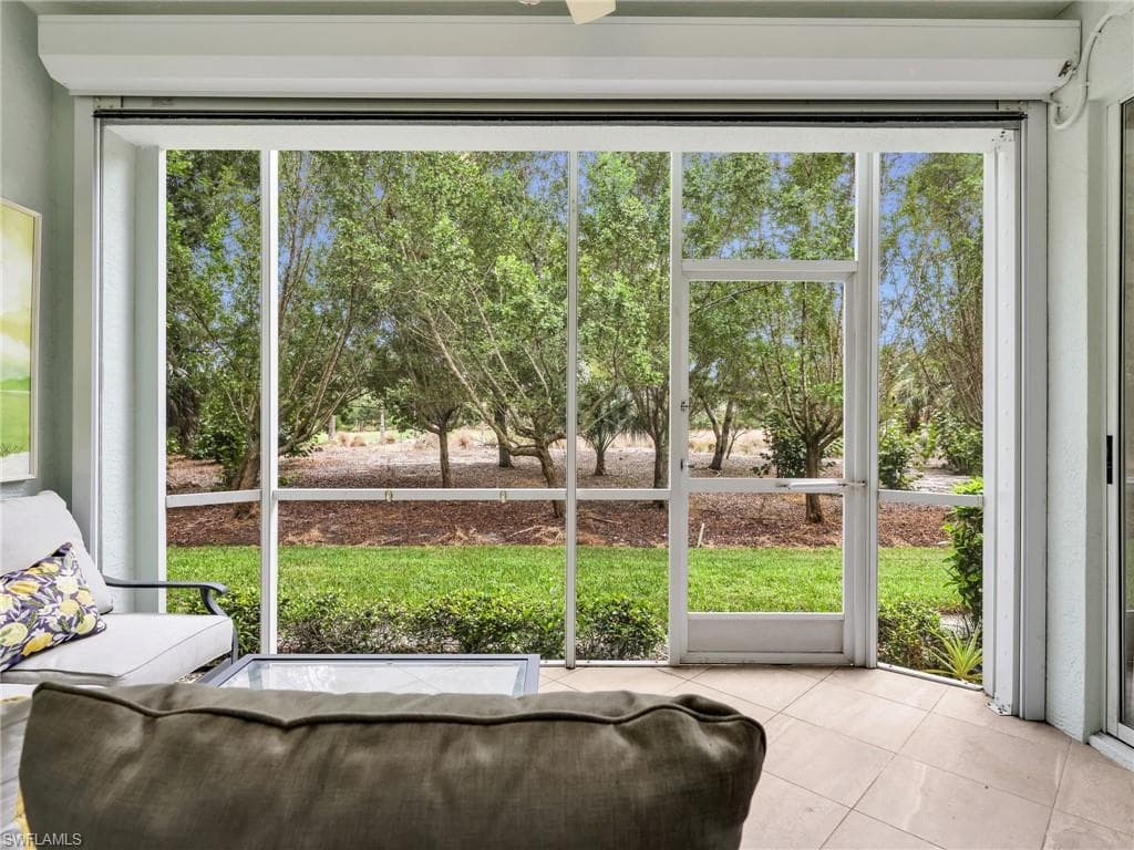 1042 Mainsail Dr 813, Naples, FL 34114-14