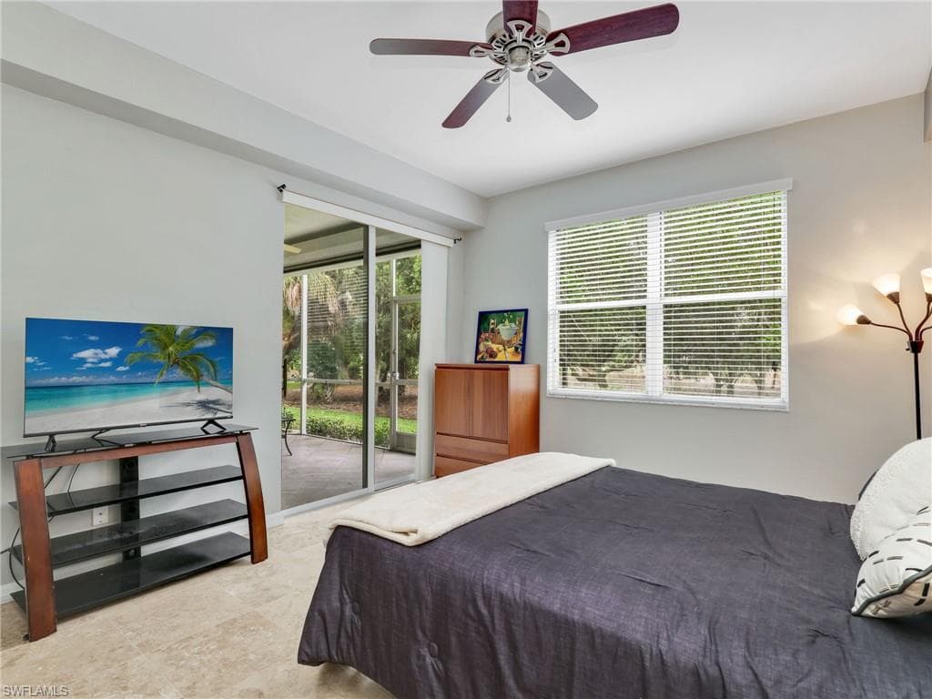 1042 Mainsail Dr 813, Naples, FL 34114-16