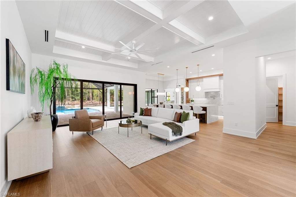 3233 64th St SW, Naples, FL 34105-2