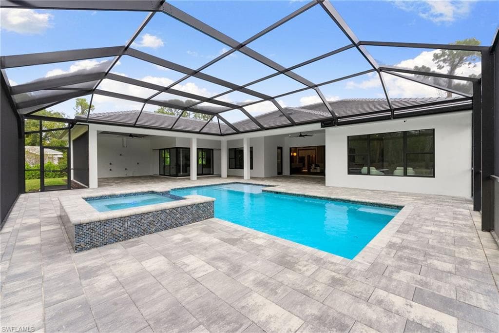 3233 64th St SW, Naples, FL 34105-39