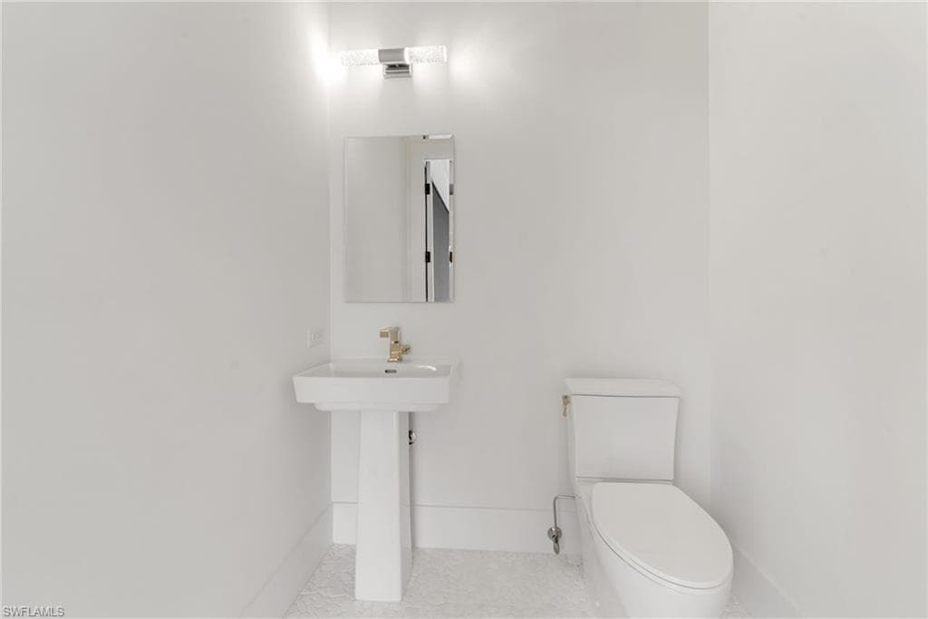 3233 64th St SW, Naples, FL 34105-41