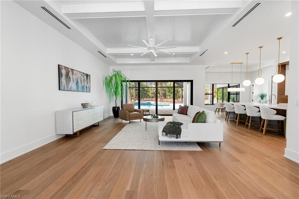 3233 64th St SW, Naples, FL 34105-4