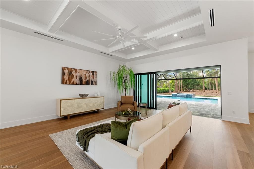 3233 64th St SW, Naples, FL 34105-7