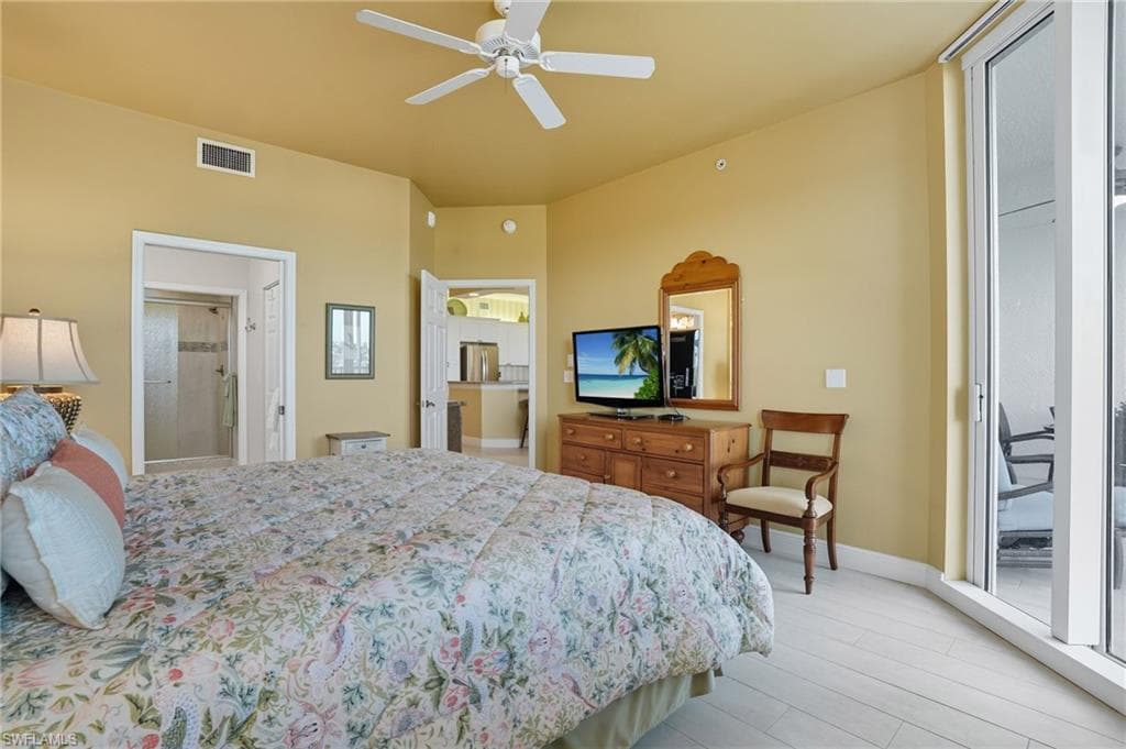 450 Launch Cir 503, Naples, FL 34108-16