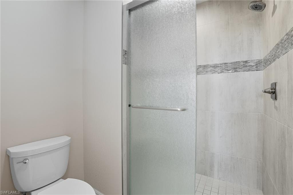 450 Launch Cir 503, Naples, FL 34108-18