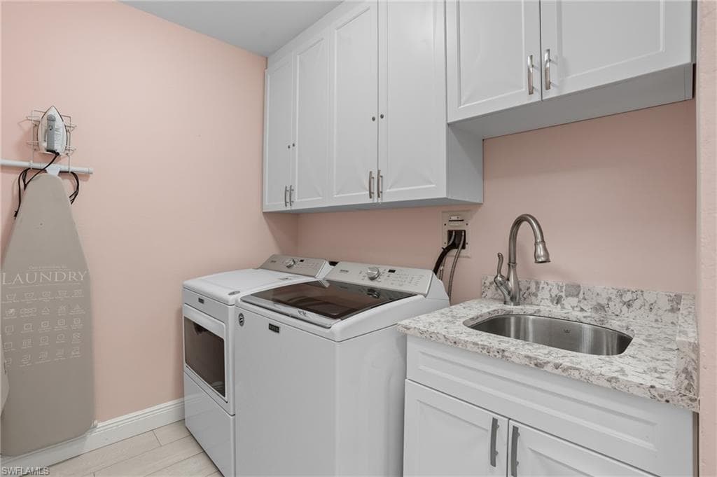 450 Launch Cir 503, Naples, FL 34108-23