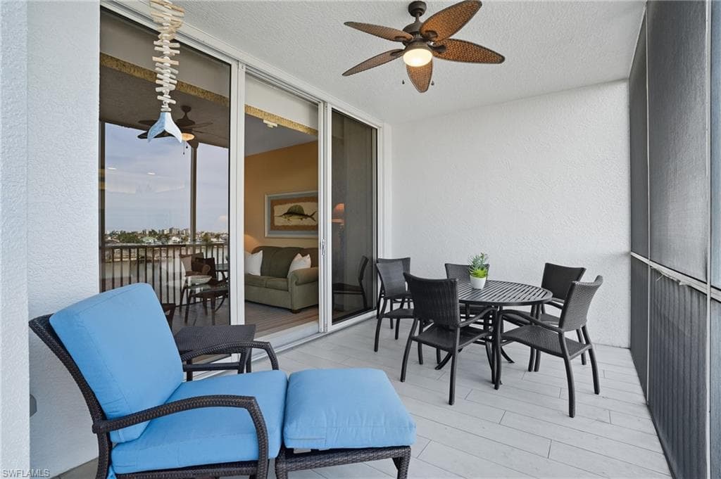 450 Launch Cir 503, Naples, FL 34108-24