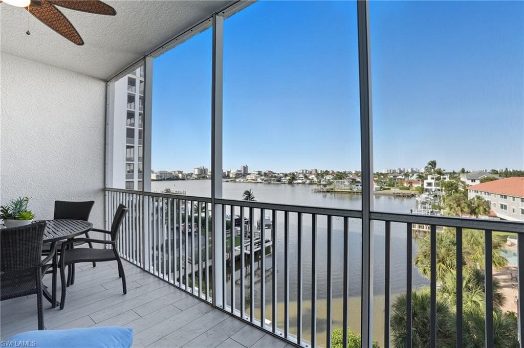 450 Launch Cir 503, Naples, FL 34108-26