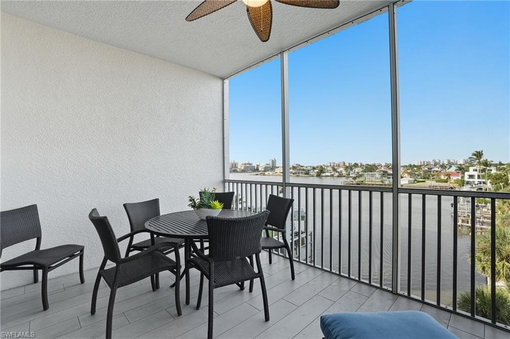 450 Launch Cir 503, Naples, FL 34108-28