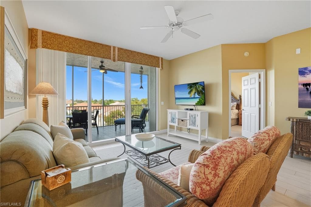450 Launch Cir 503, Naples, FL 34108-5