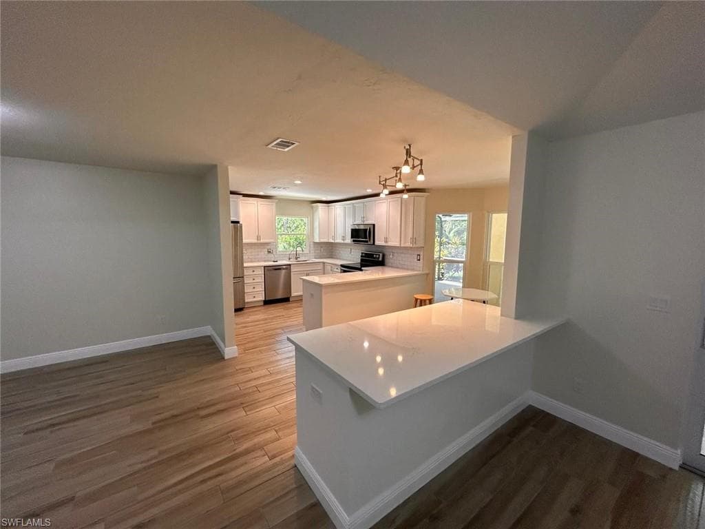 24410 Mountain View Dr, Bonita Springs, FL 34135-11