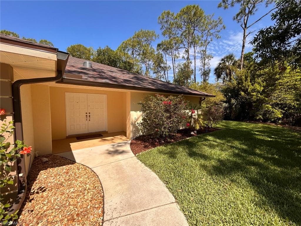 24410 Mountain View Dr, Bonita Springs, FL 34135-3