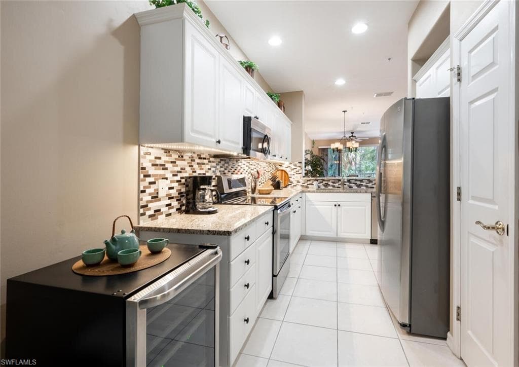 4844 Hampshire Ct 104, Naples, FL 34112-5